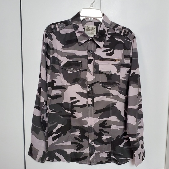 Casual Button Down Shirt (NEW without tags) - Picture 1 of 4